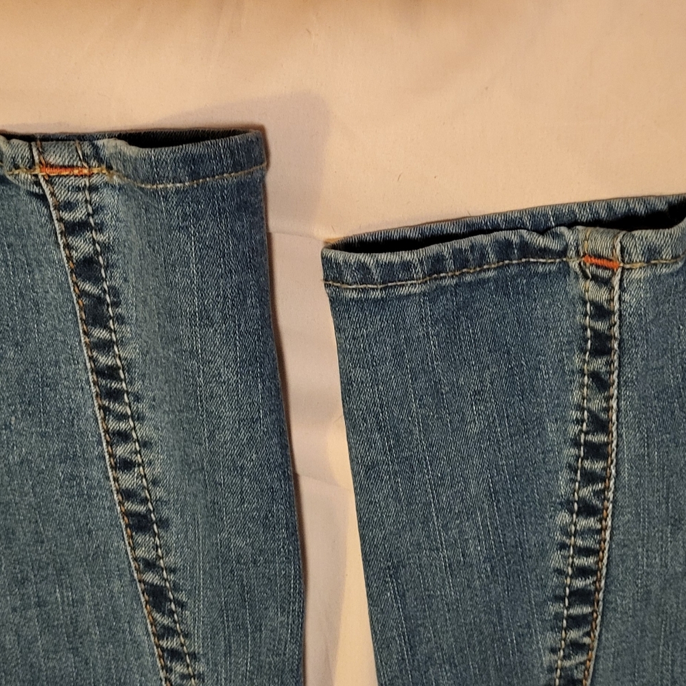 Jeans - Picture 3 of 4